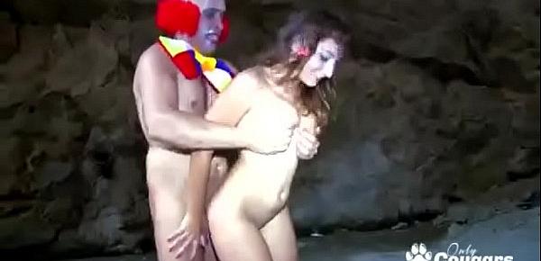  Charlotte De Castille Banged In Her Bunda By Clown Cock